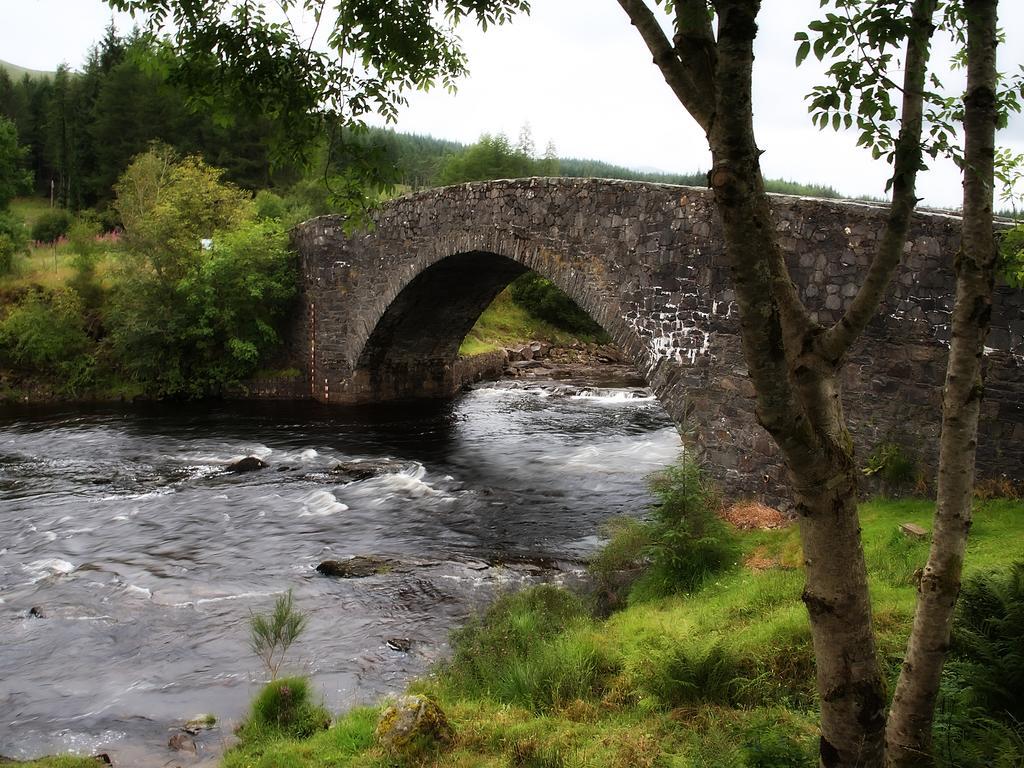 Bridge Of Orchy Hotel Εξωτερικό φωτογραφία